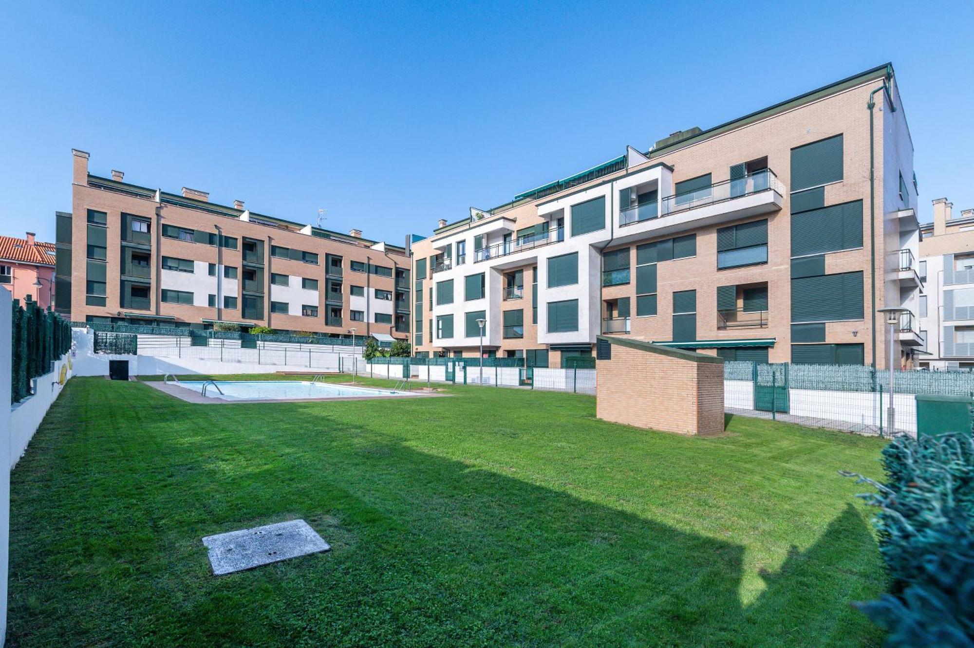 Alloru, Apartamento Con Piscina La Playa A 3 Km Vut-2714-As Llanes Ngoại thất bức ảnh